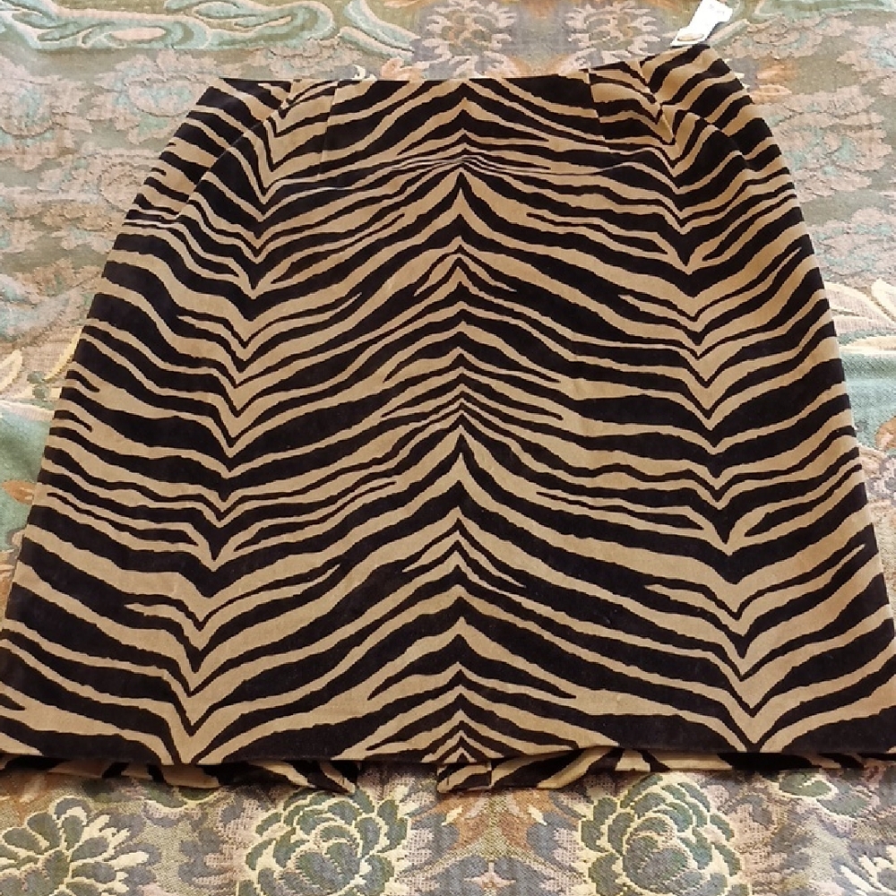 NWT Talbots Black and Tan Velvet Zebra Skirt Sz 12
